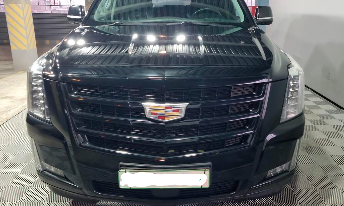 Cadillac Escalade 6.2 AT