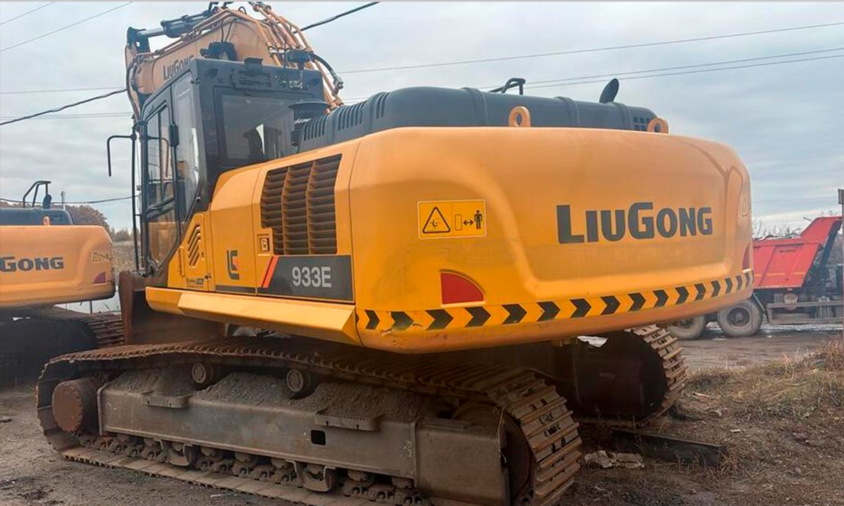Гусеничный экскаватор LIUGONG CLG933E